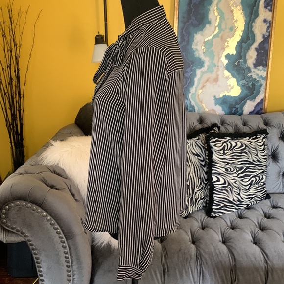 Forever 21 black and white stripped blouse with necktie - Picture 7 of 8